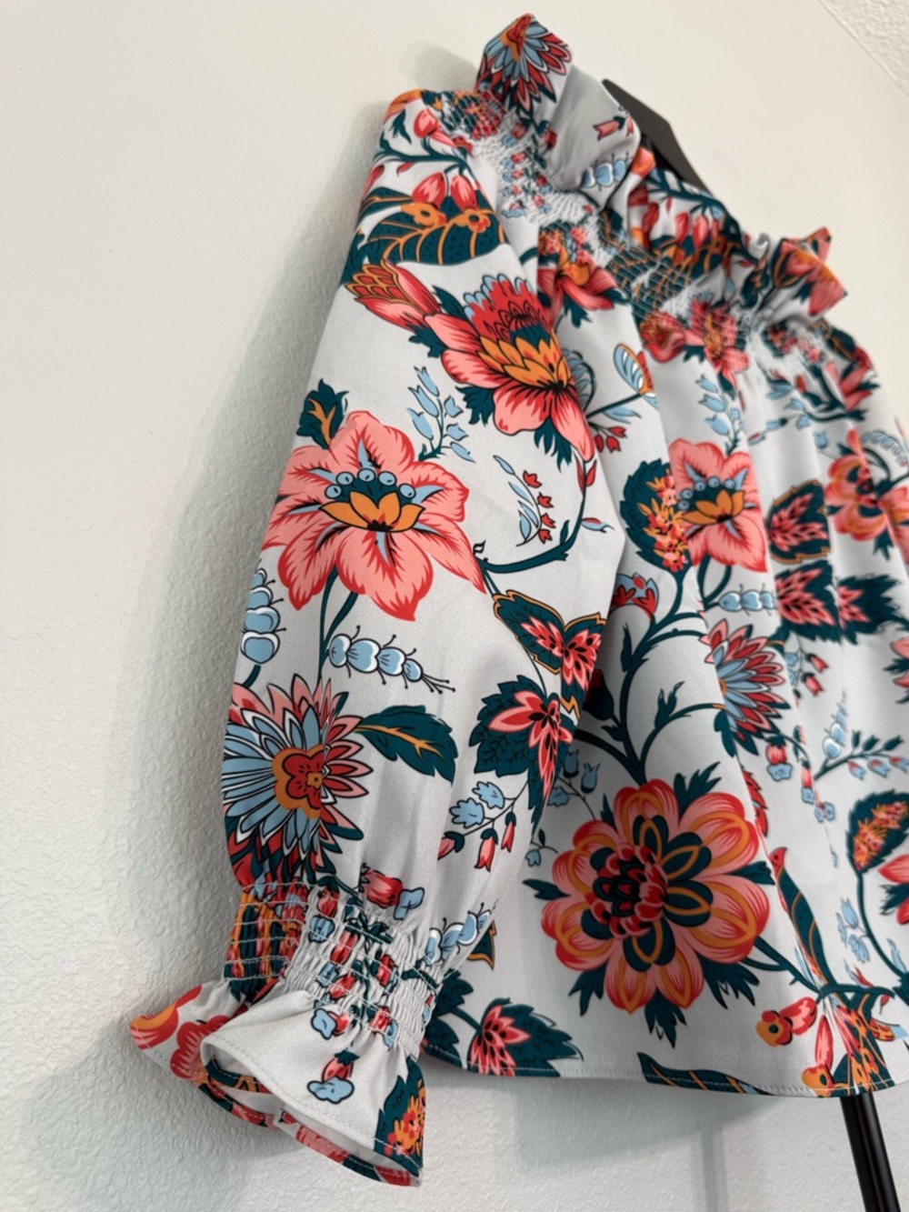 Tuckernuck NWT Marguerite Floral Preppy Chic Feminine Blouse Women Size M - Picture 10 of 13